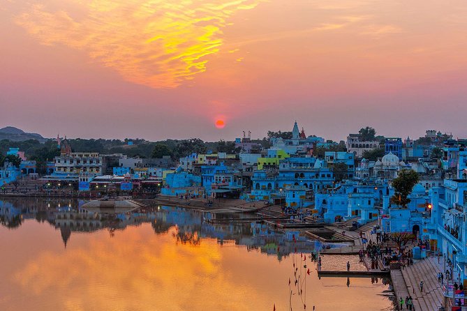 Memorable Rajasthan Private Trip for 5 Nights and 6 Days - Jaipur begins with palaces, windows, and astronomy