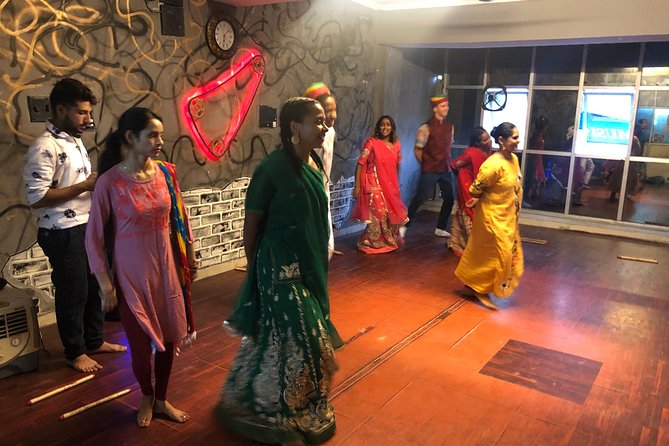 Namaste Bollywood | Dance Like a Bollywood Star - The cultural briefing before the music starts