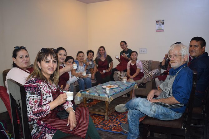 Pink City Cooking Class - Cooking several vegetarian dishes from scratch