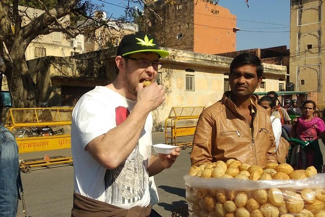 Pink City Street Food and Local Market Tour - Flower, spice, and produce markets with a local rhythm