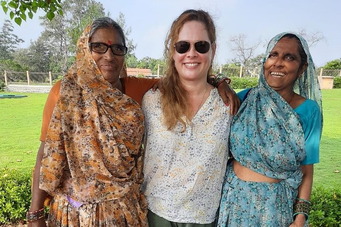 Private Day Tour of Jaipur with a Guide and Including Lunch - Amber Fort, Jaipur’s hilltop opening act