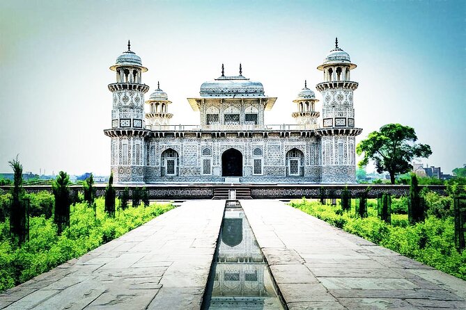 Private Day Trip from Jaipur Taj Mahal and Fathepur Sikri - Abhaneri Stepwell and the route details