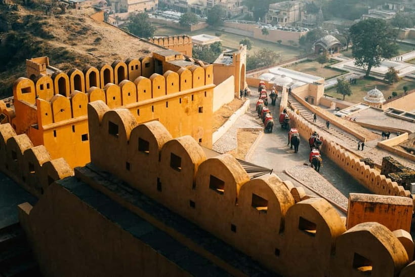 Private Full-Day Jaipur Guided Tour with Monkey Temple - Jantar Mantar: science in monumental form