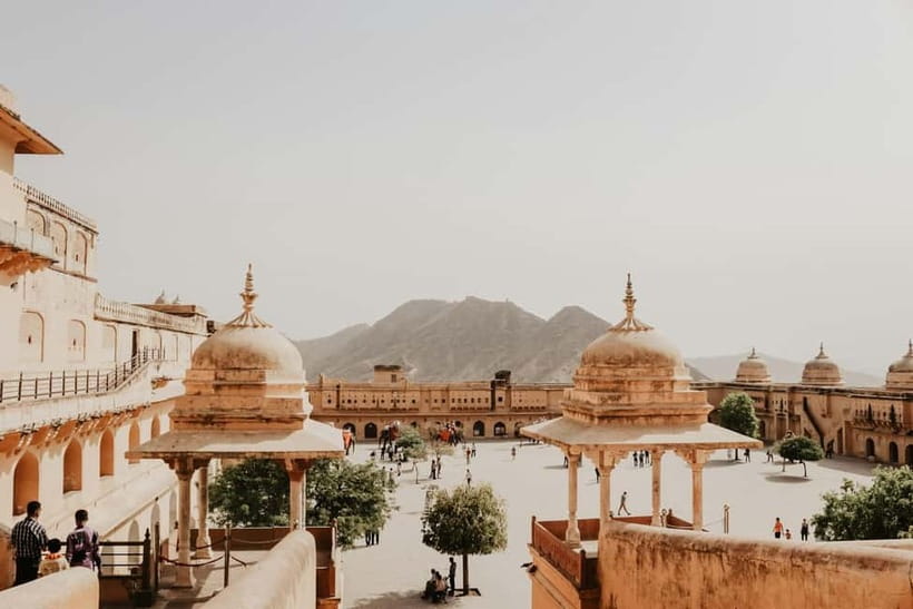 Private Full-Day Jaipur Guided Tour with Monkey Temple - Monkey Temple: Galtaji’s pools and weathered shrines