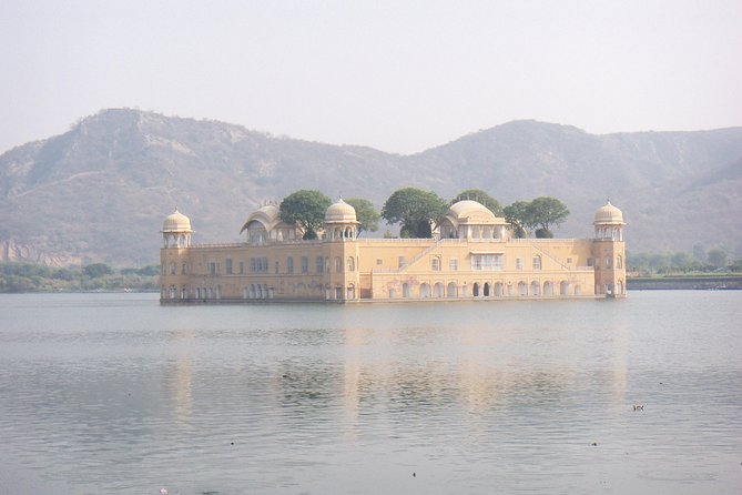 Private Full Day Jaipur Sightseeing With Tickets - Jal Mahal: a short lake stop with a strong photograph
