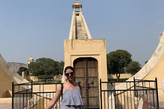 Private Guided City Tour of Jaipur - Jal Mahal is a scenic pause, not a palace tour