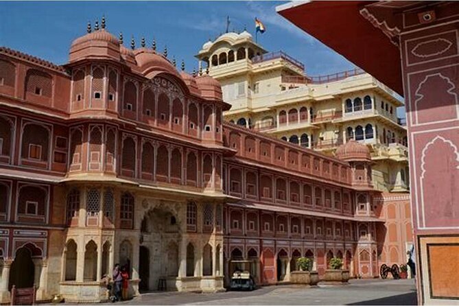 Private Guided Jaipur Tour: Amber Fort,City Palace, Water Palace - Lunch and monument fees need careful checking