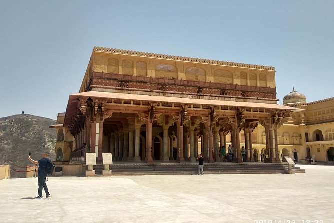 Private Jaipur Full One Day Tour In Pink City With Guide - Jantar Mantar, where science becomes architecture
