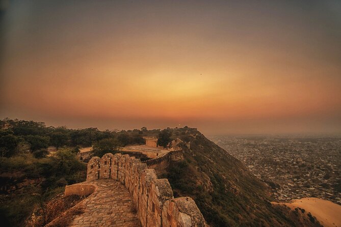 Private Jaipur Night Tour with Nahargarh Sunset Views - Birla Mandir is peaceful when lit