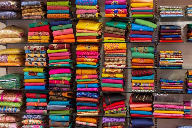 Private Jaipur Shopping Tour - Handicrafts, Textiles & Jewelry - Starting at 11:00 with pickup included
