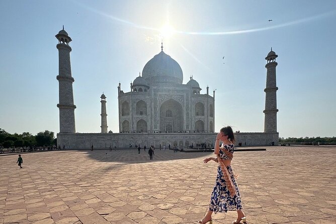 Private Same-Day Taj Mahal & Agra Fort Tour from Jaipur by Car - A Jaipur to Agra day that covers the essentials