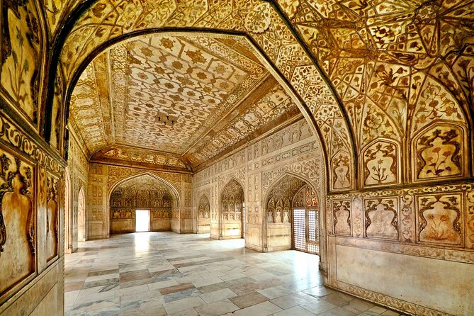 Private Taj Mahal and Fatehpur Sikri Day Trip from Jaipur - Agra Fort and the Mughal court