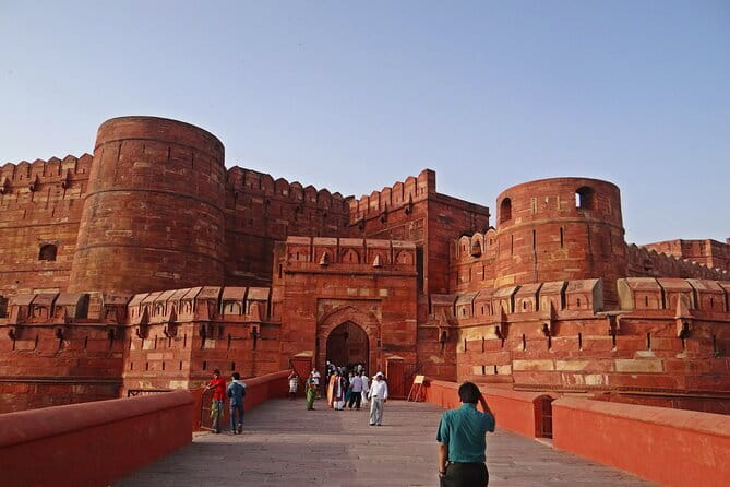 Private Taj Mahal And Monuments Tour From Jaipur By Car - Agra Fort and the Mughal seat of power