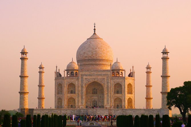 Private Taj Mahal Day Trip from Jaipur Ending in Delhi - Leaving Jaipur in a private air-conditioned car