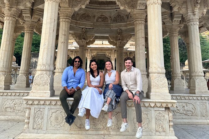 Private Tour of Jaipur with Guide and Driver - City Palace and the royal center