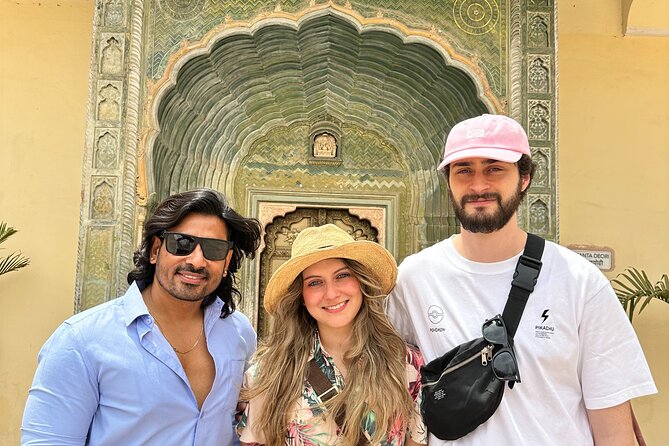 Private Tour of Jaipur with Guide and Driver - What the private transport adds