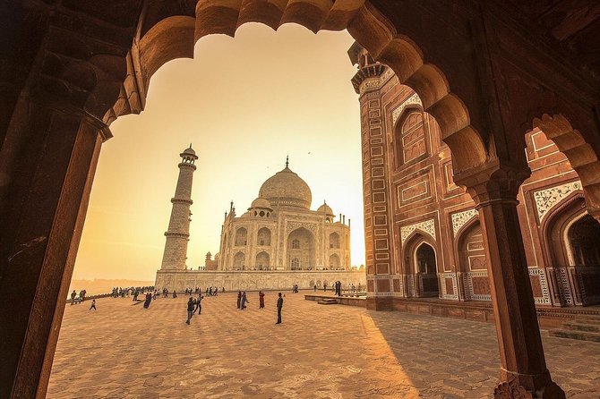 Skip The Line: Taj Mahal Tour From Jaipur With Drop At New Delhi - Food, water, and possible extra costs