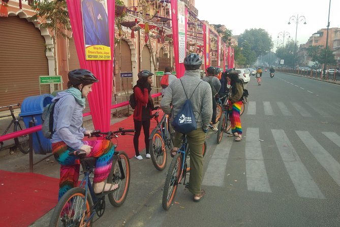 Small-Group Early Morning Pink City Bike Tour - Why an early bike ride works well in Jaipur