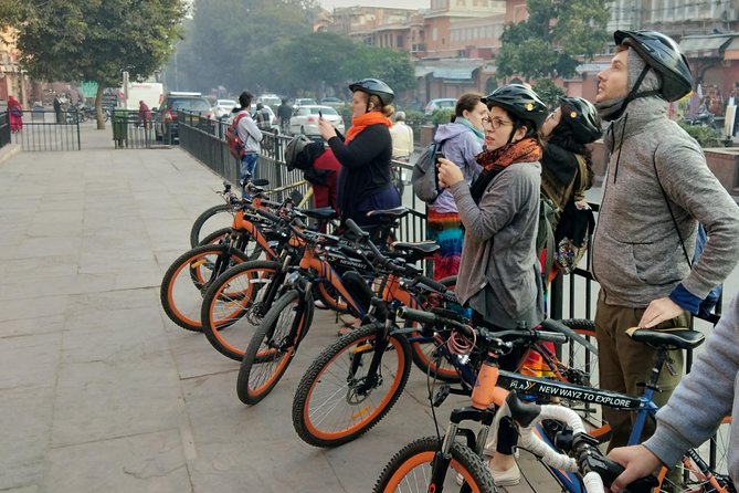 Small-Group Early Morning Pink City Bike Tour - What to confirm before leaving your hotel