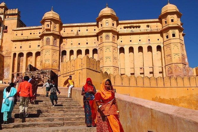 Taj Mahal and Agra Private Day Tour From Jaipur with 5 Star Meal - Who should choose this day trip?