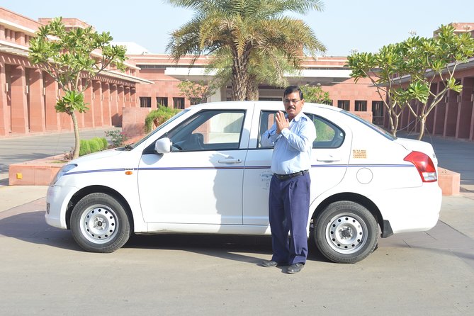 Taj Mahal Tour from Jaipur by Car - Private Day Trip - Agra Fort and the Mughal court
