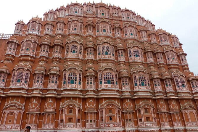 Travel Through the Streets of Jaipur by Tuktuk with a Local - Seeing Jaipur from the back of a tuk-tuk